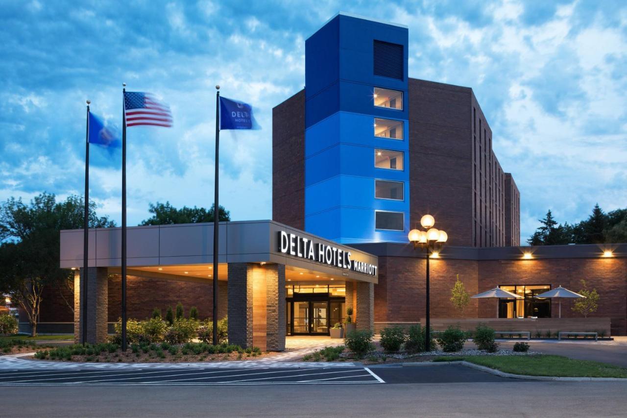 Delta Hotels By Marriott Minneapolis Northeast Экстерьер фото