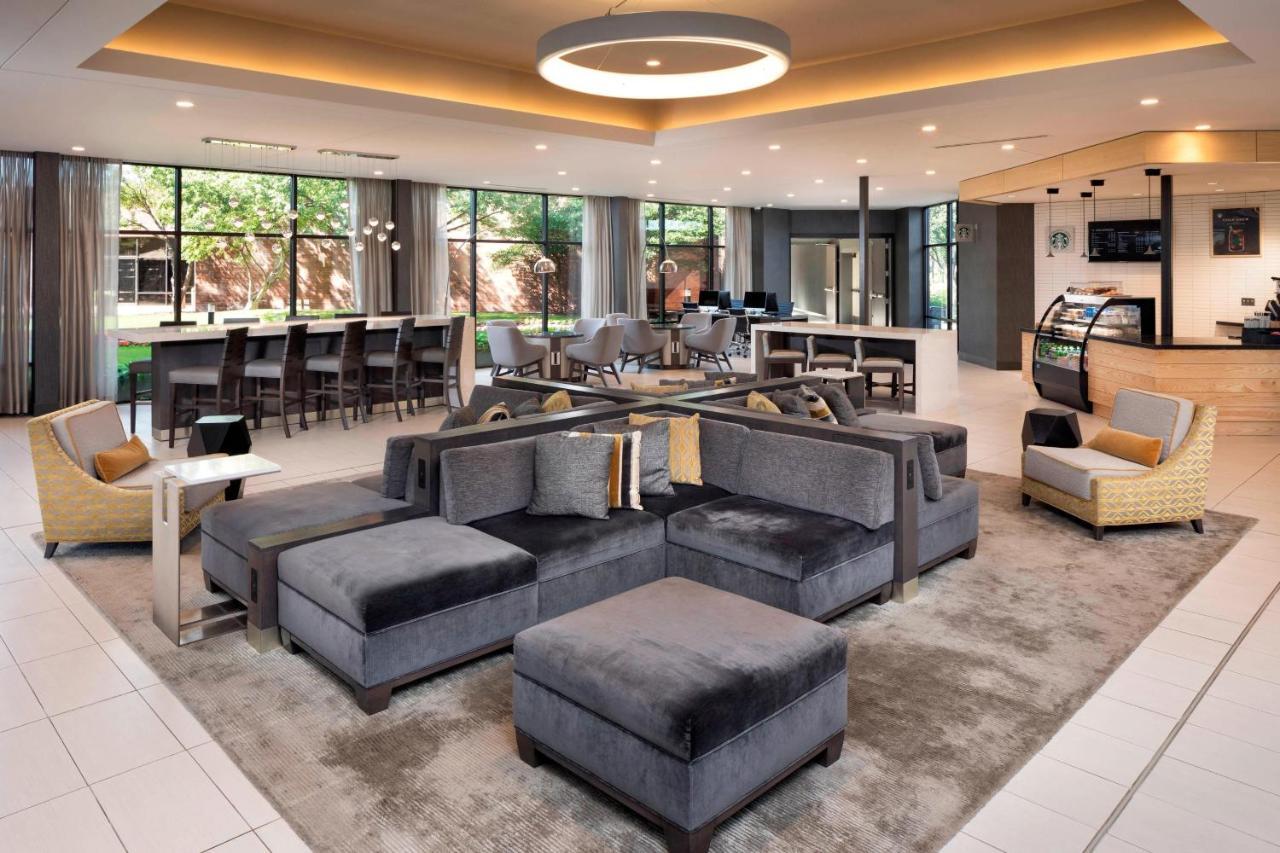 Delta Hotels By Marriott Minneapolis Northeast Экстерьер фото
