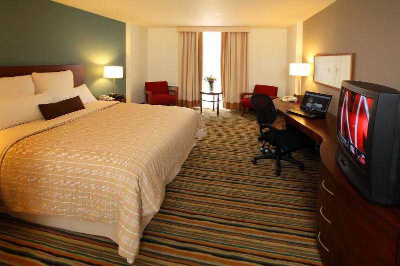 Delta Hotels By Marriott Minneapolis Northeast Номер фото