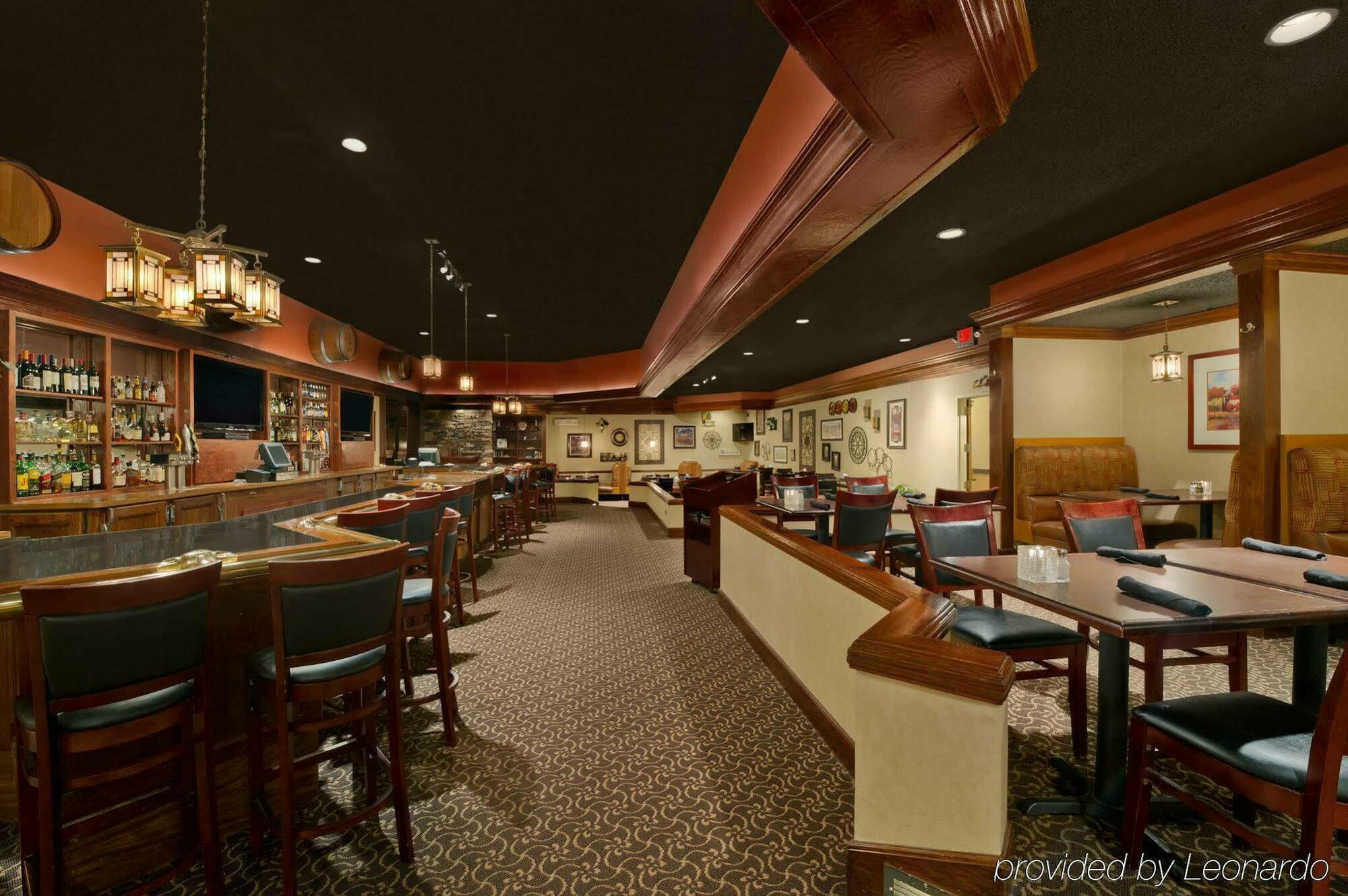 Delta Hotels By Marriott Minneapolis Northeast Экстерьер фото
